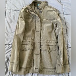 Women’s green utility jacket